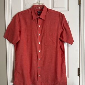 Men’s short-sleeved button-down Van Heusen shirt - Size LT 16-16 1/2